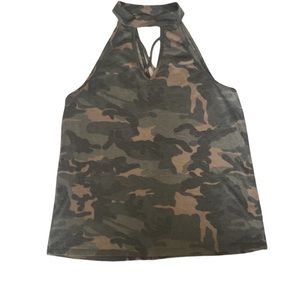 Francesca's Alya Women's Camo Sleeveless High Neck Top Size Large